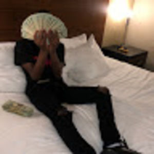 Meet your Posher, Julius